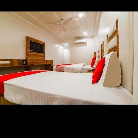 Hotel Awesome International Yeni Delhi Dış mekan fotoğraf