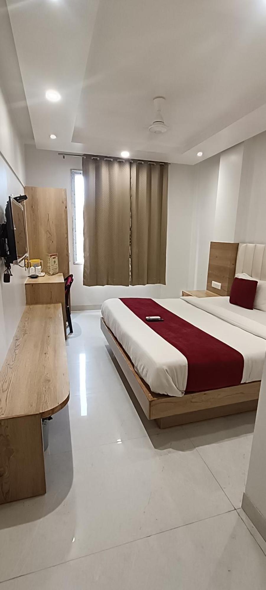 Hotel Awesome International Yeni Delhi Dış mekan fotoğraf