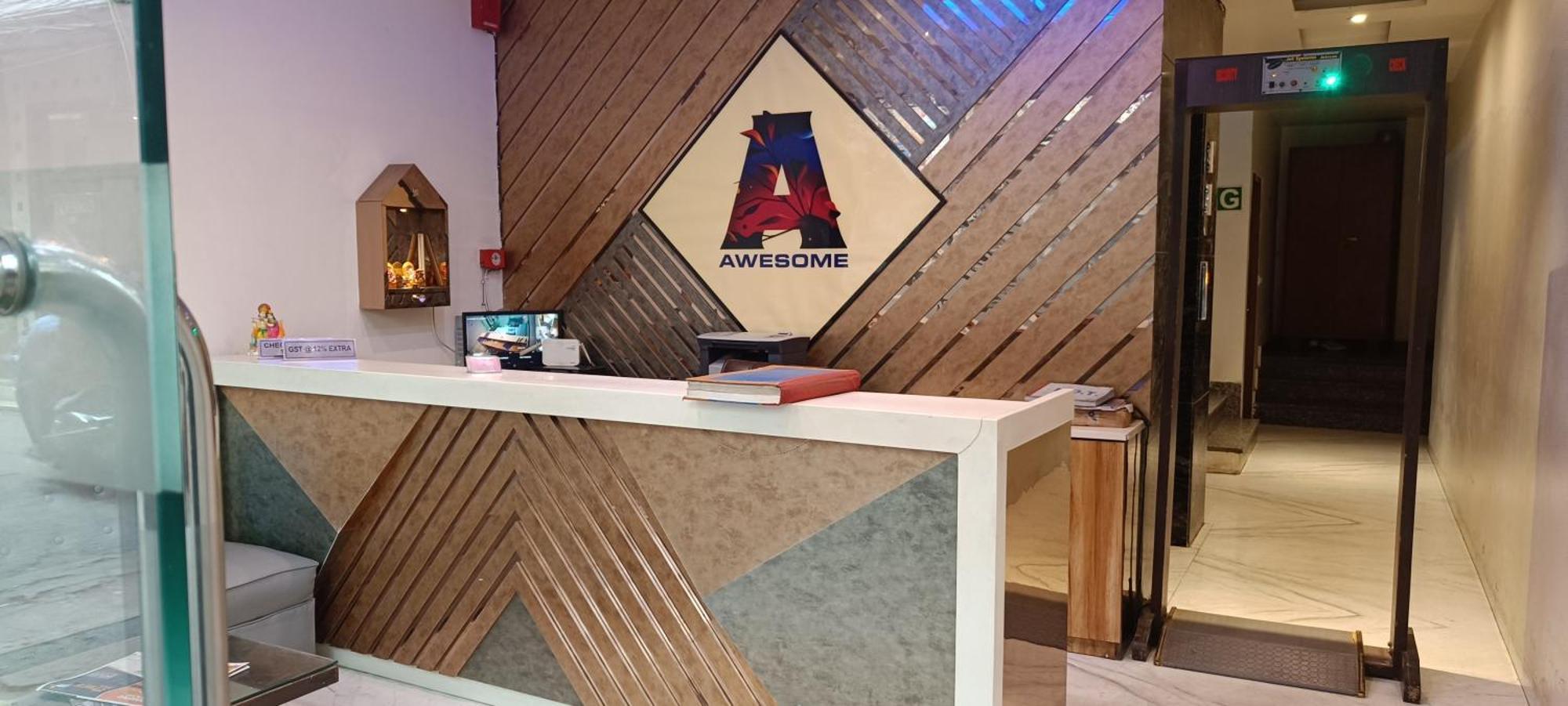 Hotel Awesome International Yeni Delhi Dış mekan fotoğraf
